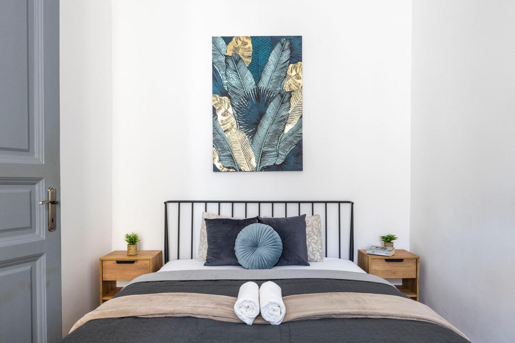 Charming & Cozy Stylish Apartment In The Heart Of Budapest Bagian luar foto
